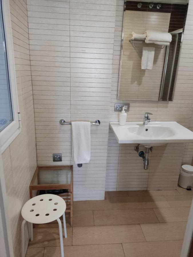 Apartamento Puerta Del Arenal - Kainga Homes Севилья Экстерьер фото