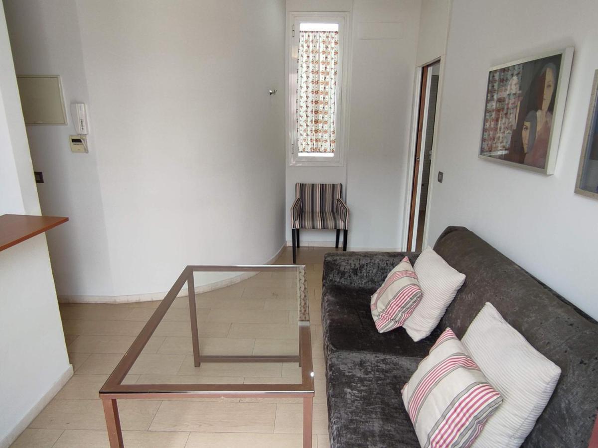 Apartamento Puerta Del Arenal - Kainga Homes Севилья Экстерьер фото